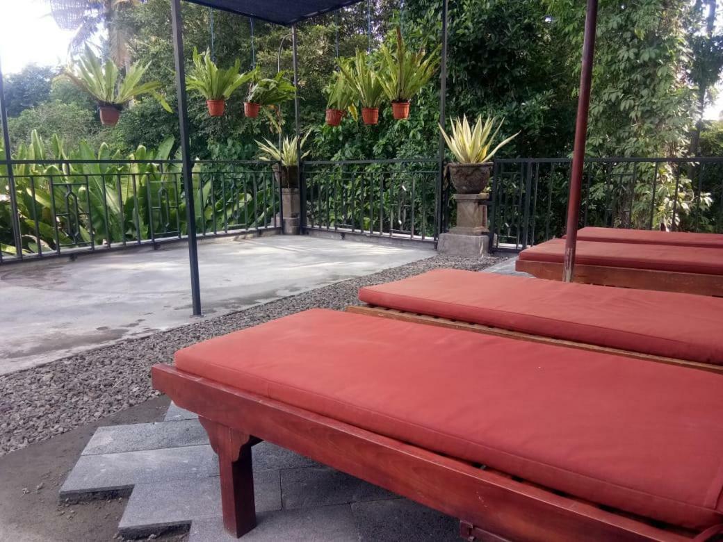 Kerta Family Bed And Breakfast Убуд Екстер'єр фото